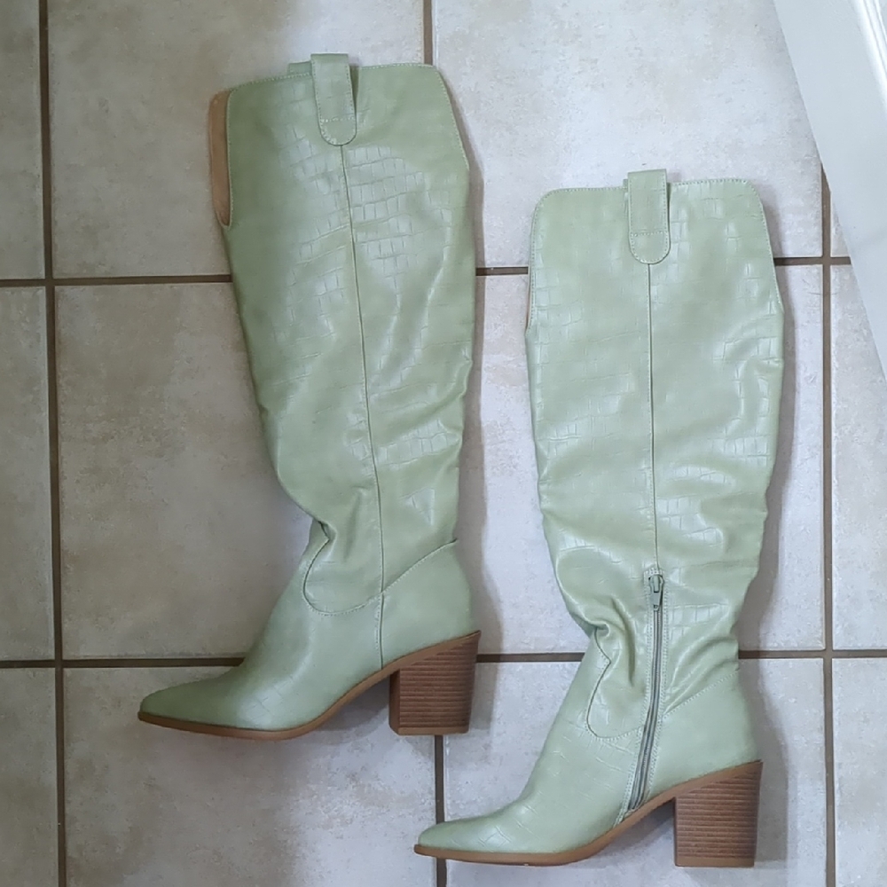 Journee Collection Womens Therese Stacked Heel Cowboy Boots